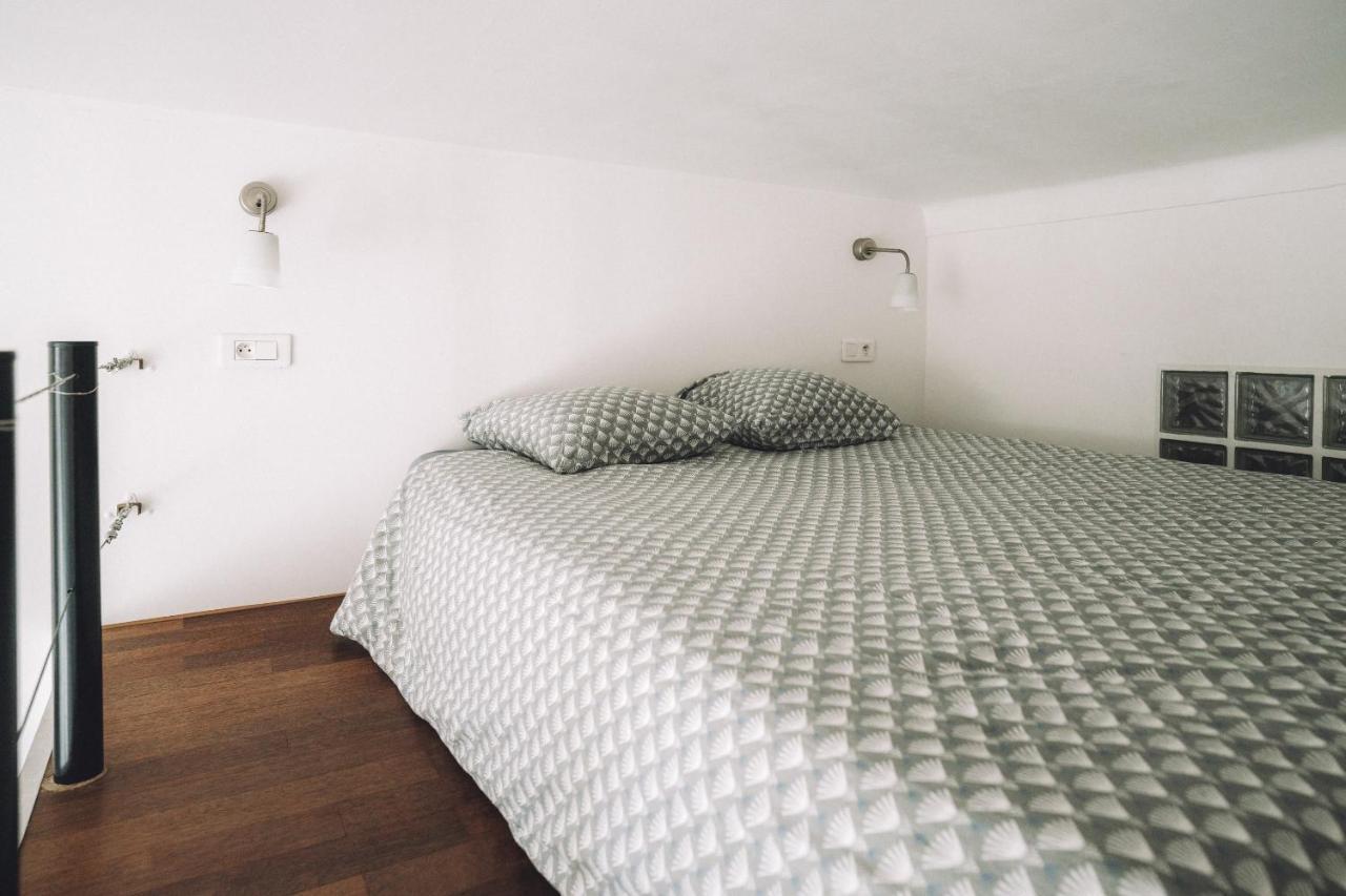 Cannes Centre Ville- Bel Appartement Studio + Mezzanine Extérieur photo